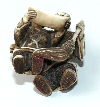 японская антикварная нецке из слоновой кости, 1920-е гг.