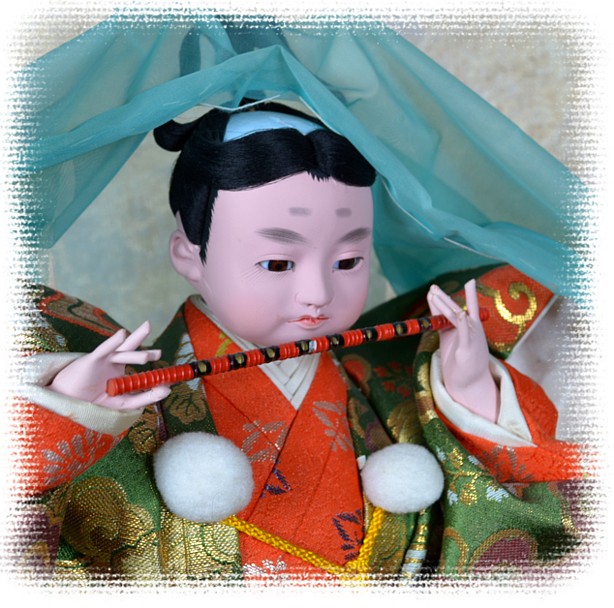 японская антикварная кукла Минамото-но Ёсицунэ