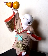 японская статуэтка Мальчик с тыквой в руках