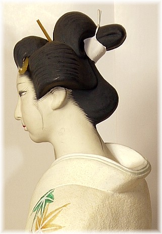 японская статуэтка из керамики мастерских Хаката