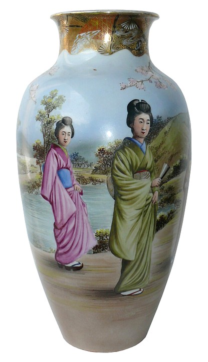 японское искусство: антикварная фарфоровая ваза Никко