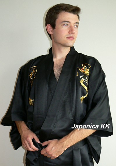 кимоно Лунный Дракон с вышивкой