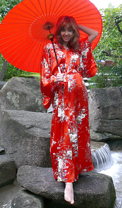 японское шелковое кимоно в интернет-магазине Japan Direct