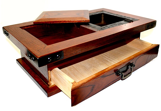 японская деревянная коробка-табачница, 1920-е гг.