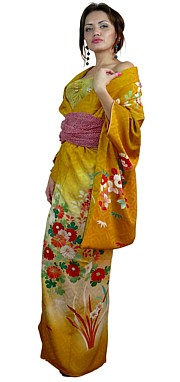 японское шековое кимоно