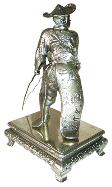 японская серебряная статуэтка Самурай на охоте. 1880-е гг.