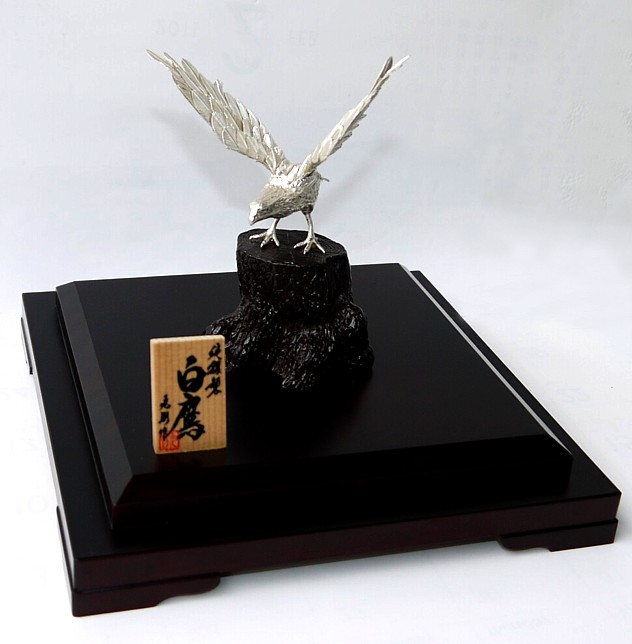 японская бронза и серебро - серебрянный орел, интерьерное украшение