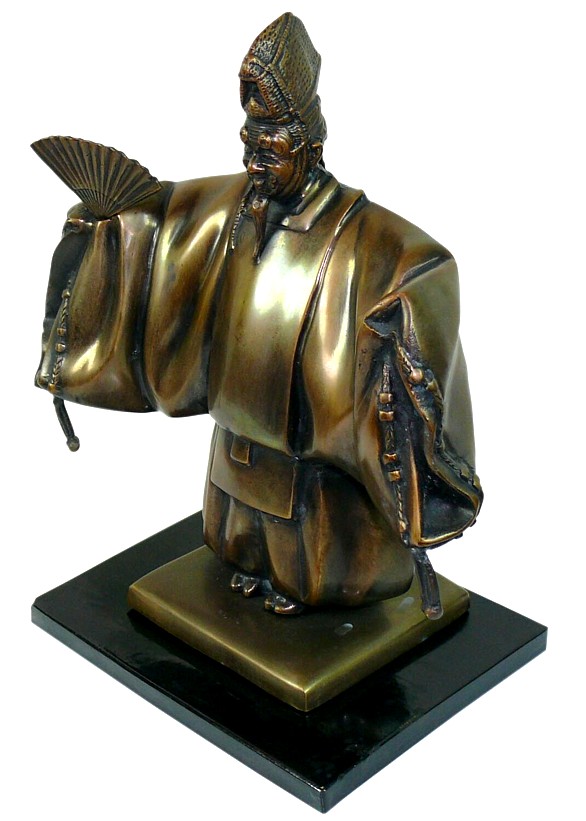 японский антиквариат: бронзовая статуэтка атера в маске ОКИНА и с веером