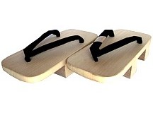 японская деревянная мужская обувь ГЭТА