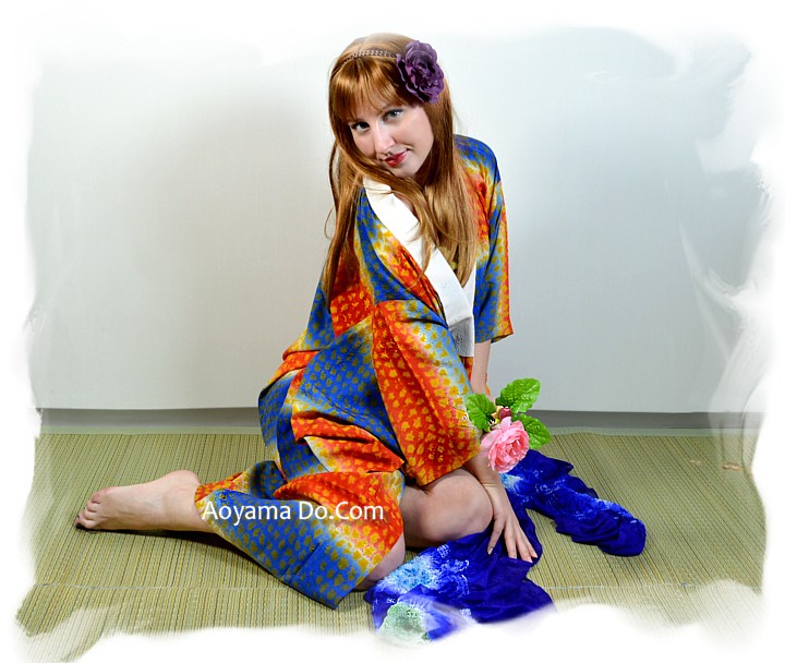 винтажный стиль: девушка в японском старинном кимоно
